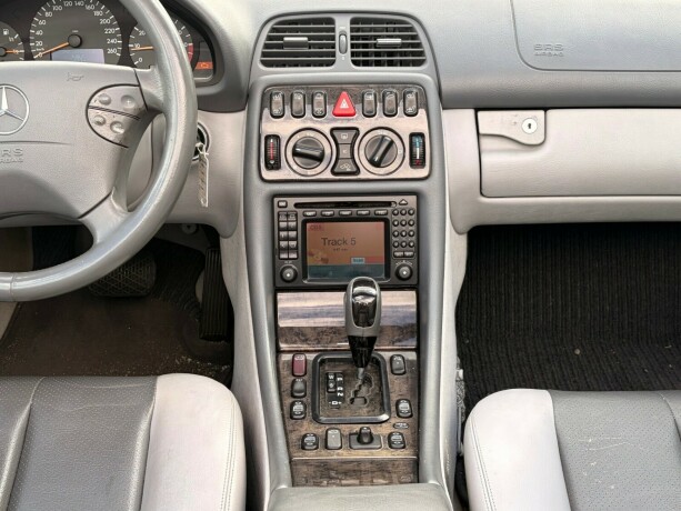 mercedes-benz-clk230-bensin-2001-big-26