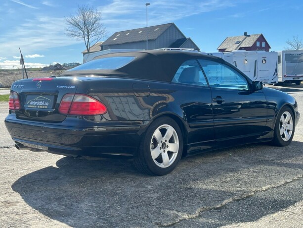 mercedes-benz-clk230-bensin-2001-big-4