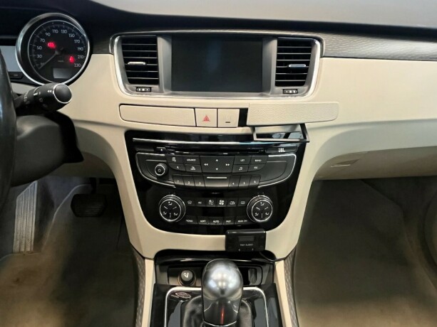 peugeot-508-diesel-2011-big-11