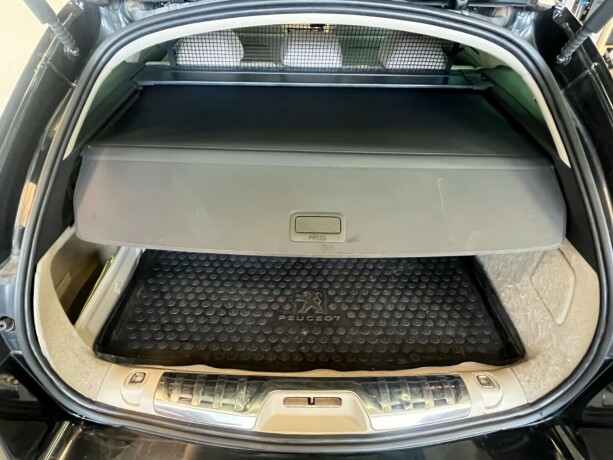 peugeot-508-diesel-2011-big-27