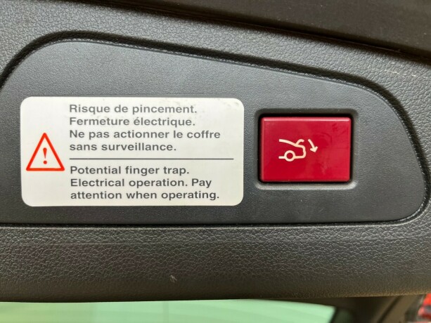 peugeot-508-diesel-2011-big-28