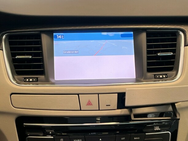 peugeot-508-diesel-2011-big-12