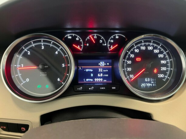 peugeot-508-diesel-2011-big-10