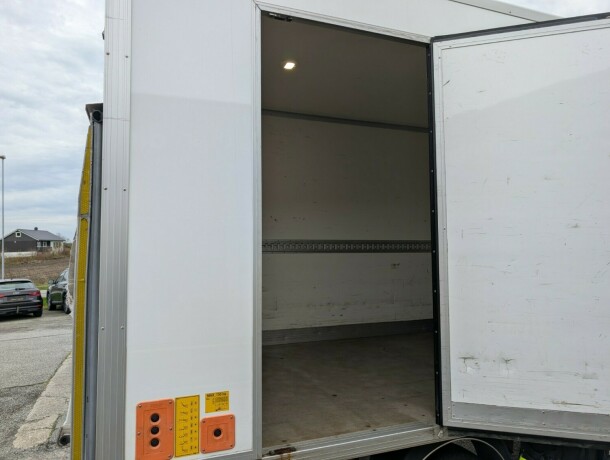 ford-transit-diesel-2020-big-11