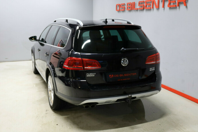 volkswagen-passat-diesel-2013-big-3