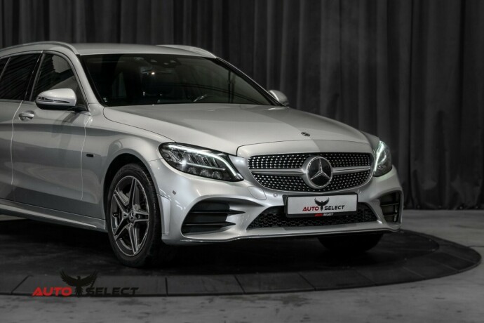 mercedes-benz-c300-e-elektrisitetbensin-2020-big-1