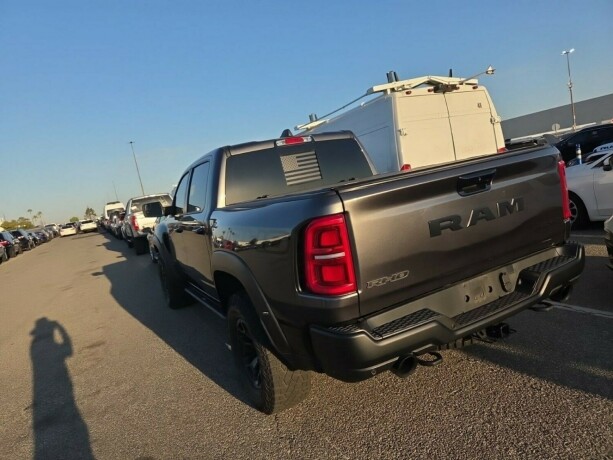 ram-1500-bensin-2025-big-7