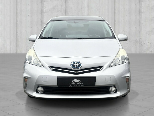 toyota-prius-bensin-2012-big-2