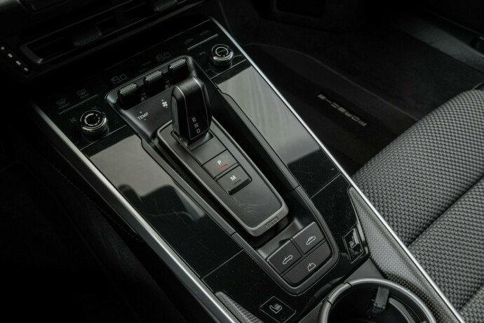 porsche-911-carrera-4s-bensin-2020-big-27