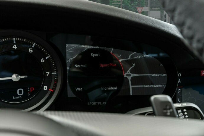 porsche-911-carrera-4s-bensin-2020-big-30