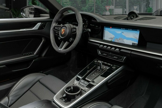 porsche-911-carrera-4s-bensin-2020-big-47