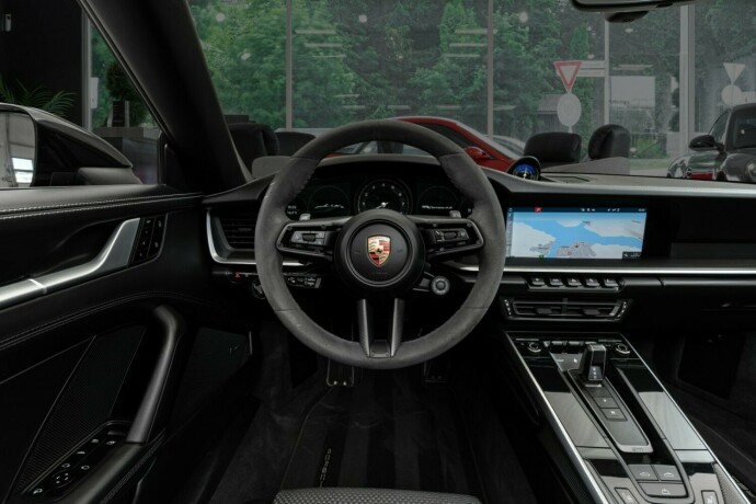 porsche-911-carrera-4s-bensin-2020-big-17