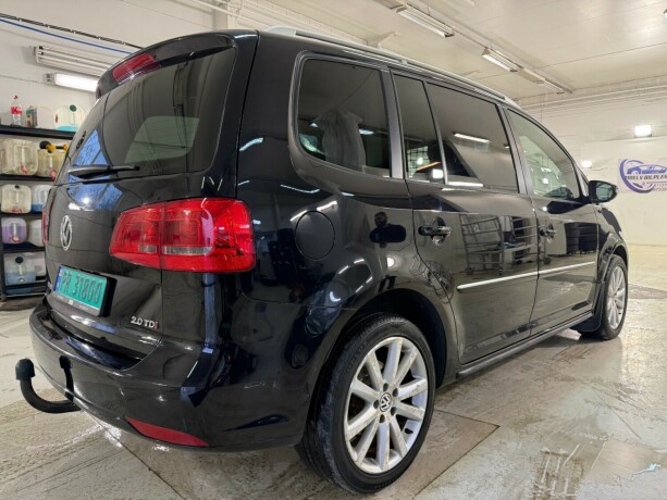 volkswagen-touran-diesel-2015-big-5