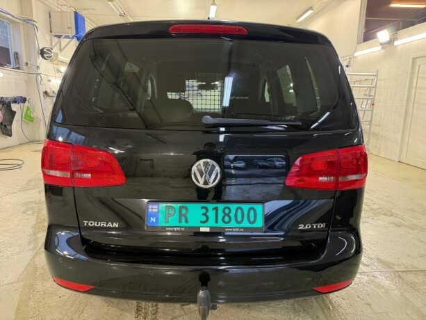volkswagen-touran-diesel-2015-big-4