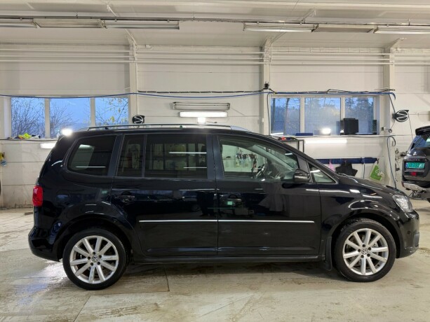 volkswagen-touran-diesel-2015-big-6