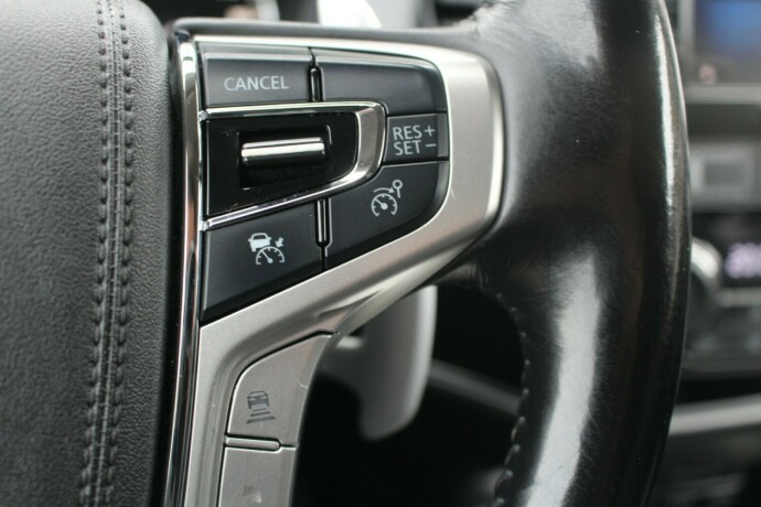 mitsubishi-outlander-elektrisitetbensin-2016-big-16