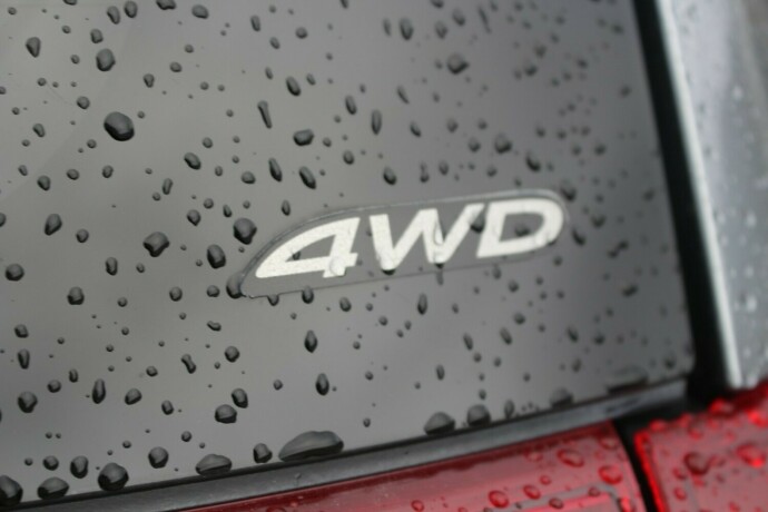 mitsubishi-outlander-elektrisitetbensin-2016-big-6