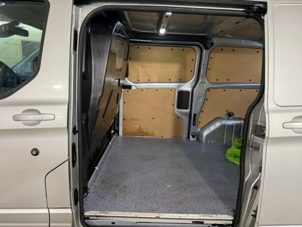 ford-transit-custom-290l-diesel-2014-big-17