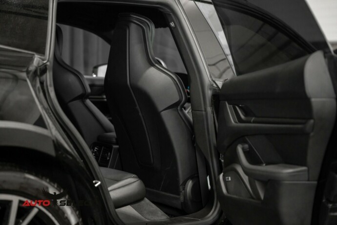 porsche-taycan-4-elektrisitet-2022-big-12