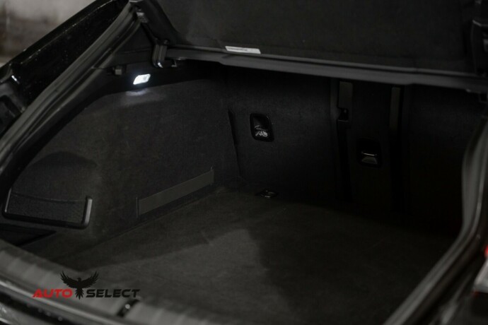 porsche-taycan-4-elektrisitet-2022-big-9