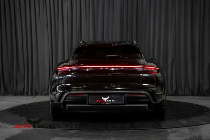 porsche-taycan-4-elektrisitet-2022-big-7