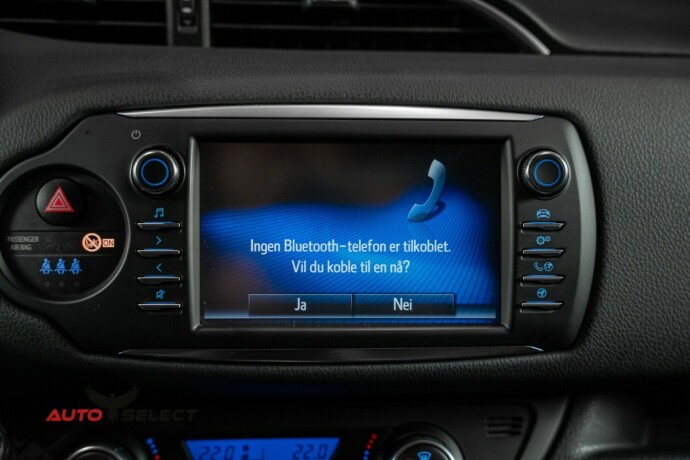 toyota-yaris-elektrisitetbensin-2019-big-35
