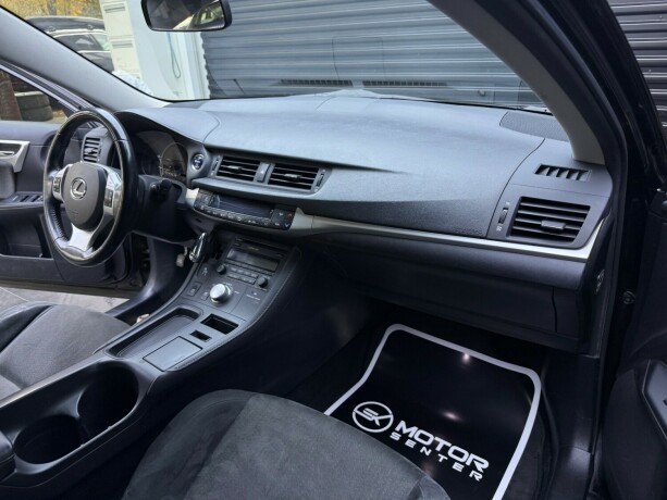 lexus-ct200h-elektrisitetbensin-2011-big-8