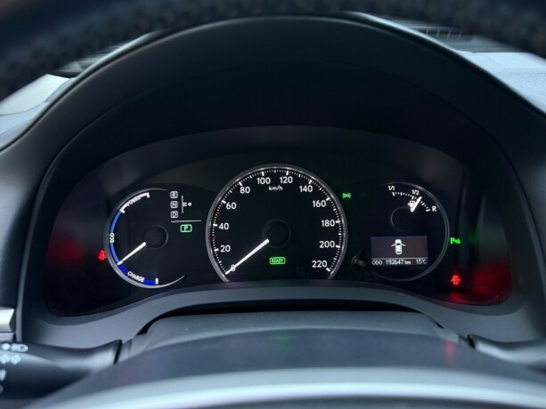 lexus-ct200h-elektrisitetbensin-2011-big-9
