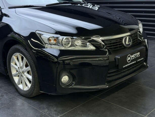 lexus-ct200h-elektrisitetbensin-2011-big-2