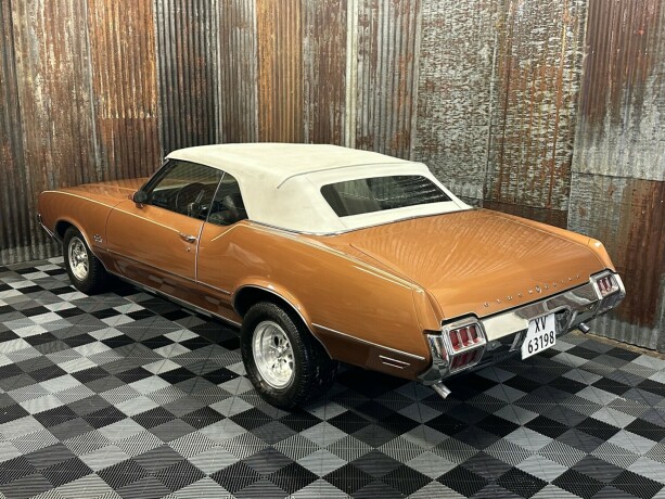 oldsmobile-cutlass-bensin-1972-big-11