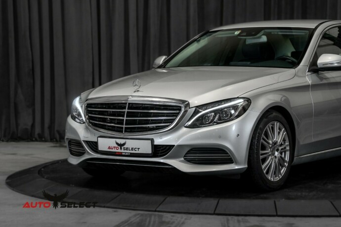 mercedes-benz-220-d-diesel-2014-big-4