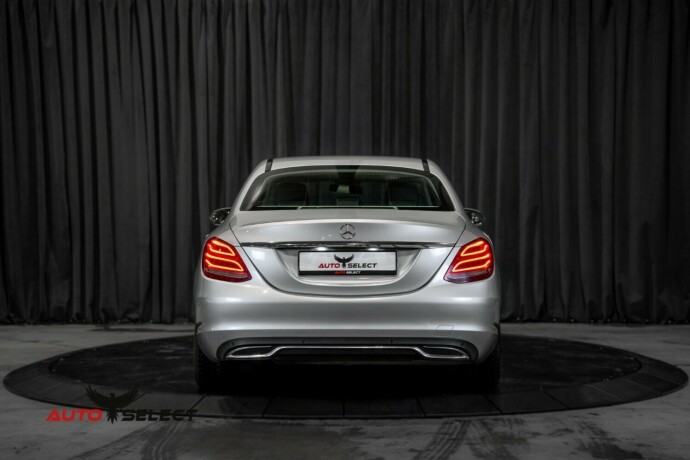 mercedes-benz-220-d-diesel-2014-big-6