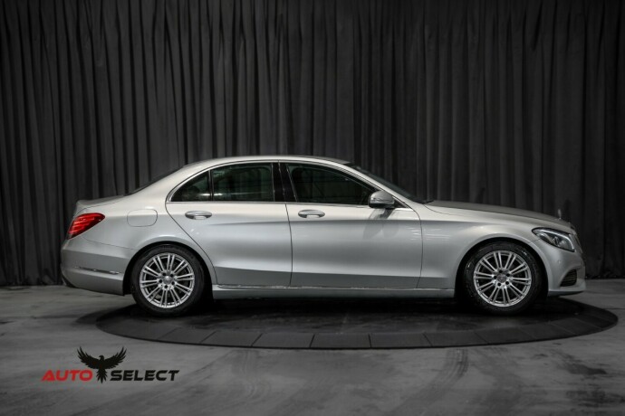mercedes-benz-220-d-diesel-2014-big-9