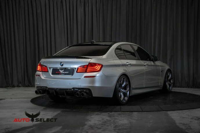 bmw-525d-diesel-2010-big-12