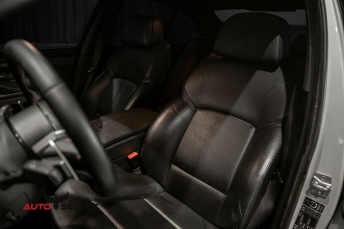 bmw-525d-diesel-2010-big-29