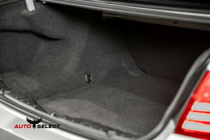 bmw-525d-diesel-2010-big-10