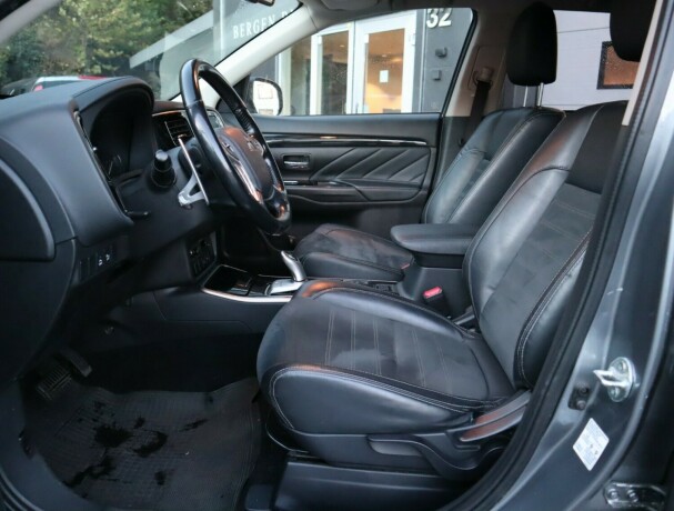 mitsubishi-outlander-elektrisitetbensin-2017-big-6