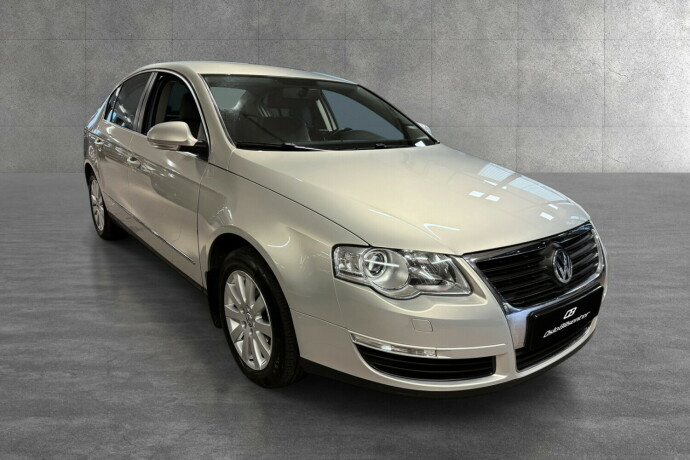 volkswagen-passat-bensin-2009-big-8