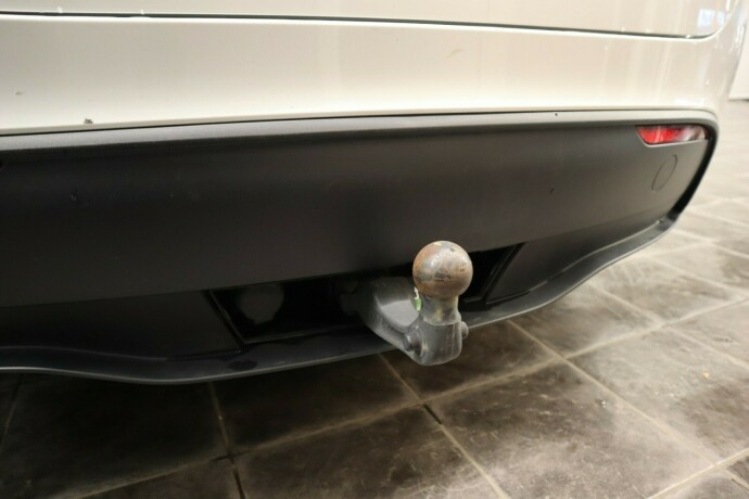 tesla-model-y-elektrisitet-2025-big-30