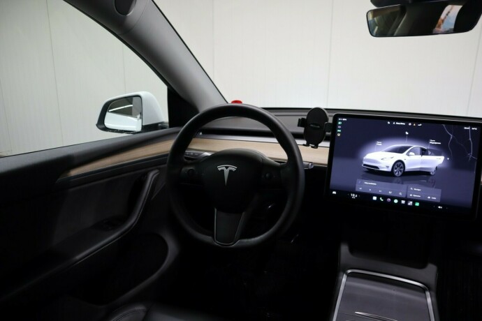 tesla-model-y-elektrisitet-2025-big-13
