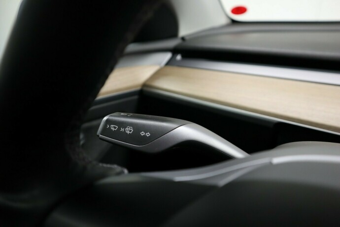 tesla-model-y-elektrisitet-2025-big-16