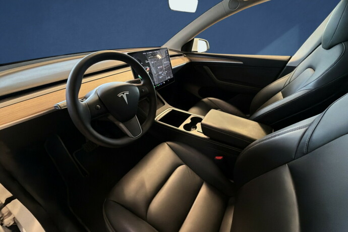 tesla-model-y-elektrisitet-2021-big-8
