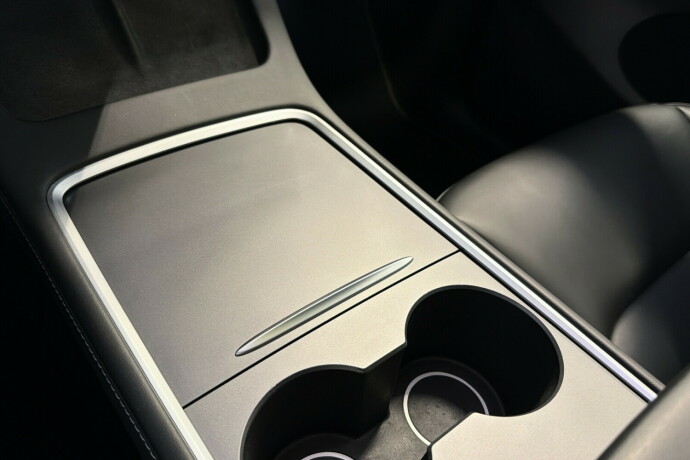 tesla-model-y-elektrisitet-2021-big-15