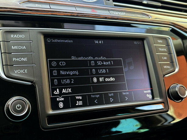 volkswagen-passat-diesel-2015-big-11