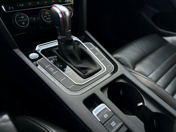 volkswagen-passat-diesel-2015-big-15