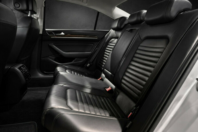 volkswagen-passat-diesel-2015-big-4
