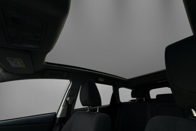 toyota-auris-bensin-2015-big-16