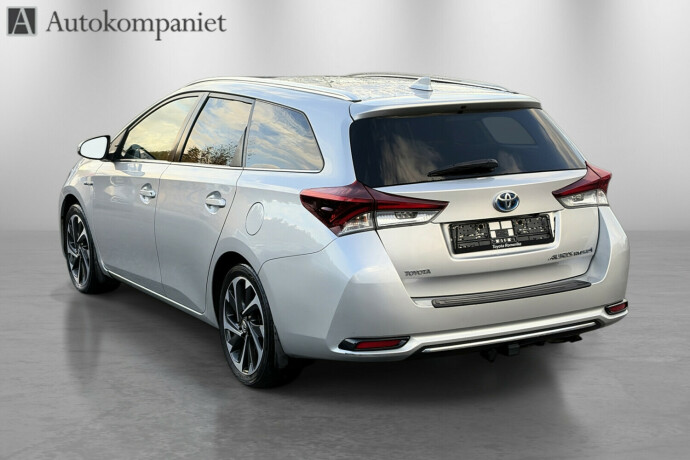 toyota-auris-bensin-2015-big-7