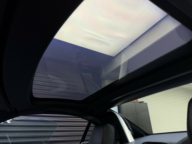 mercedes-benz-slk55-bensin-2012-big-35