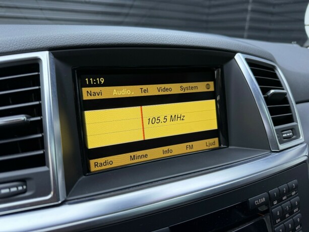 mercedes-benz-ml250-diesel-2012-big-18